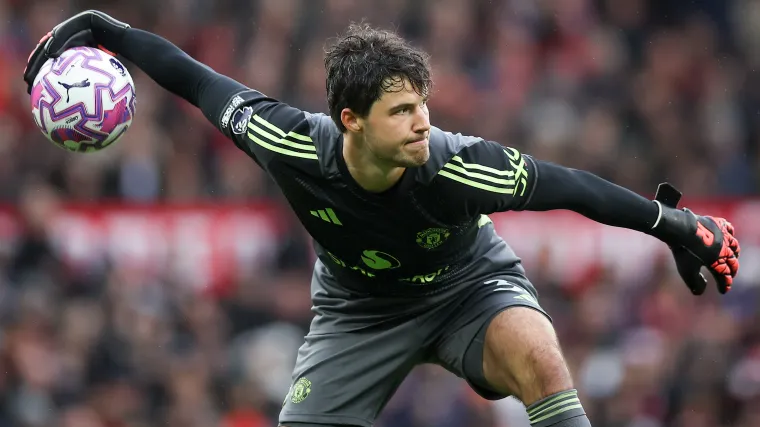 Unleashing Senne Lammens - The Goalkeeper Revolution at Manchester United